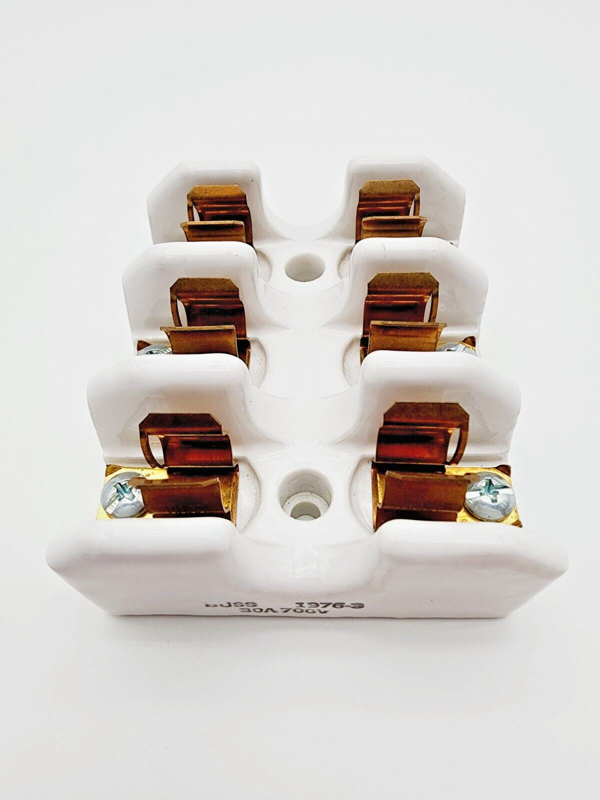 Bussmann 1976-3 Ceramic Fuse Block Bolt-Down Mounting 30 Amp 700 Volt 3 Pole