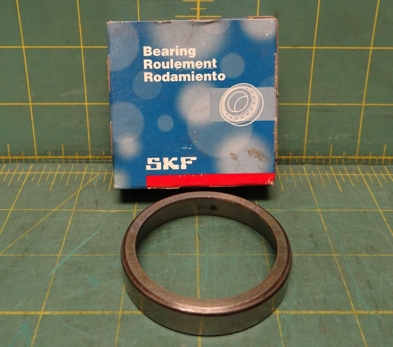 SKF LM67010 Tapered Roller Bearings 11.811 mm W x 59.131 mm OD