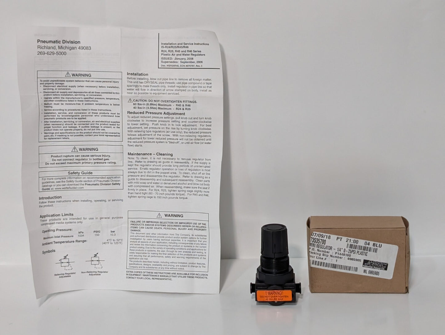 Parker R25-02A 1/4" Miniature Regulator, 1/4" NPT 150 PSI 14 SCFM Acetal Body