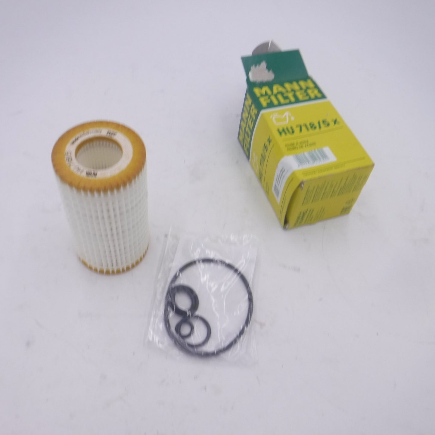 Mann Oil Filter Kit HU 718/5x Fits 1994-2000 Mercedes-Benz C-Class W202
