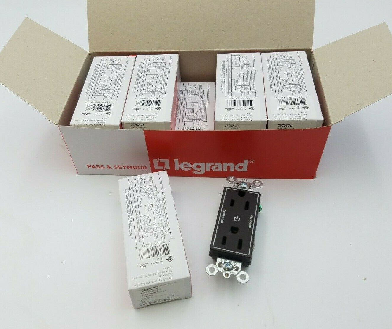10 PC Pass Seymour 26252CD Dual Controlled Decorator Receptacle 15A 125V Brown