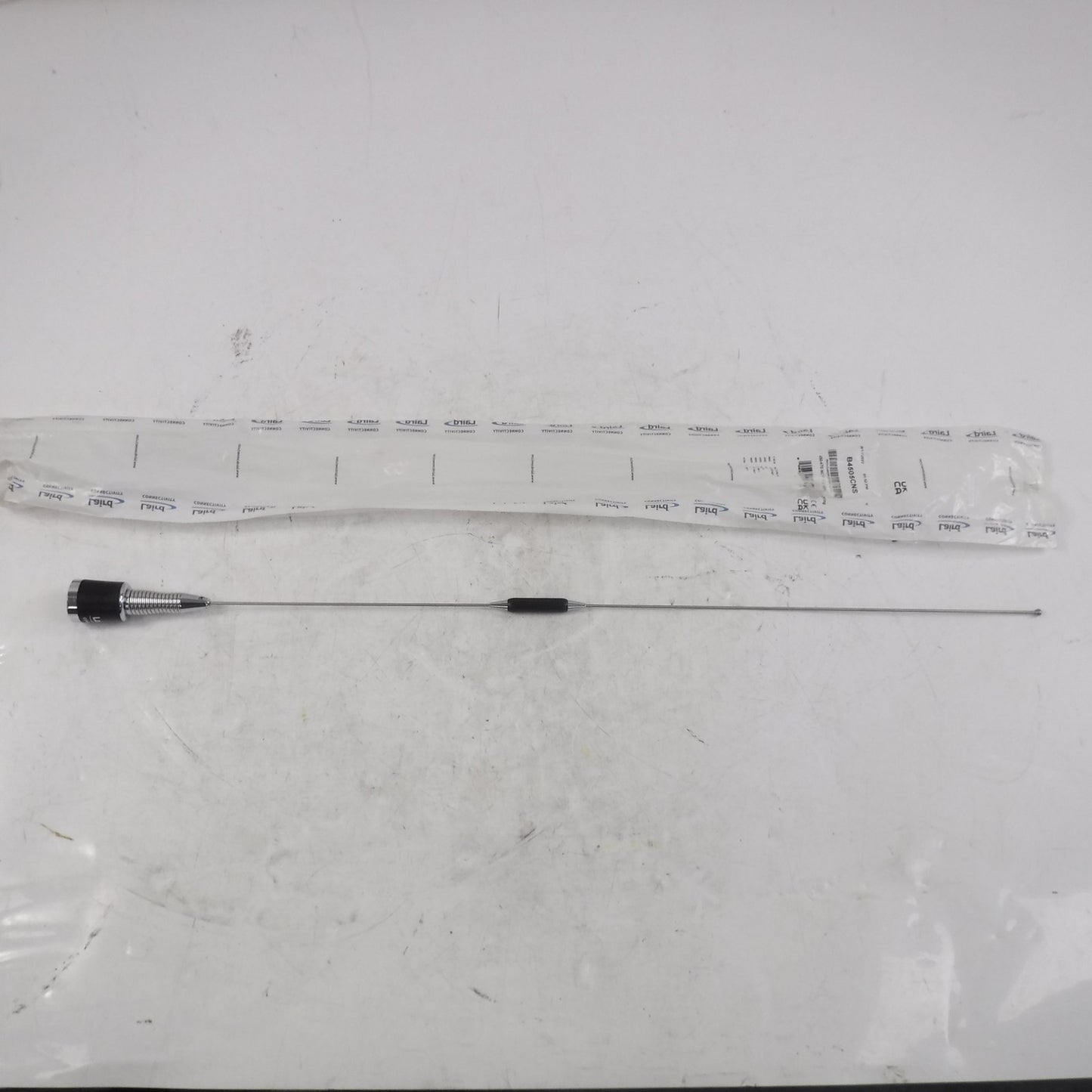 Laird B4505CNS 33" Antenna 5DB 450-470MHZ NMO No Ground Plane Required