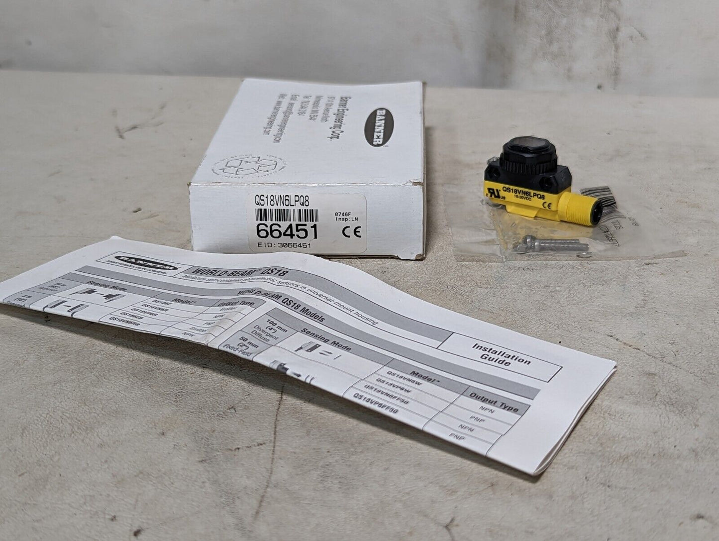 Banner QS18VN6LPQ8 Photoelectric Sensor 10-30VDC 4-Pin