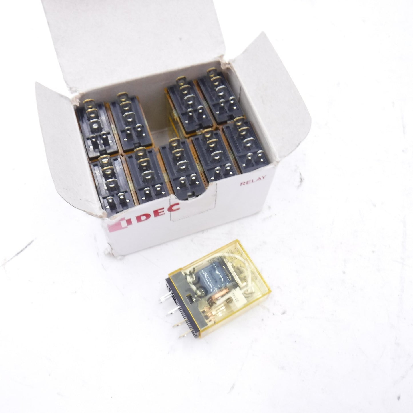 10 Pack Idec RH1B-UAC120V Relay Plug-In SPDT 10A 120VAC