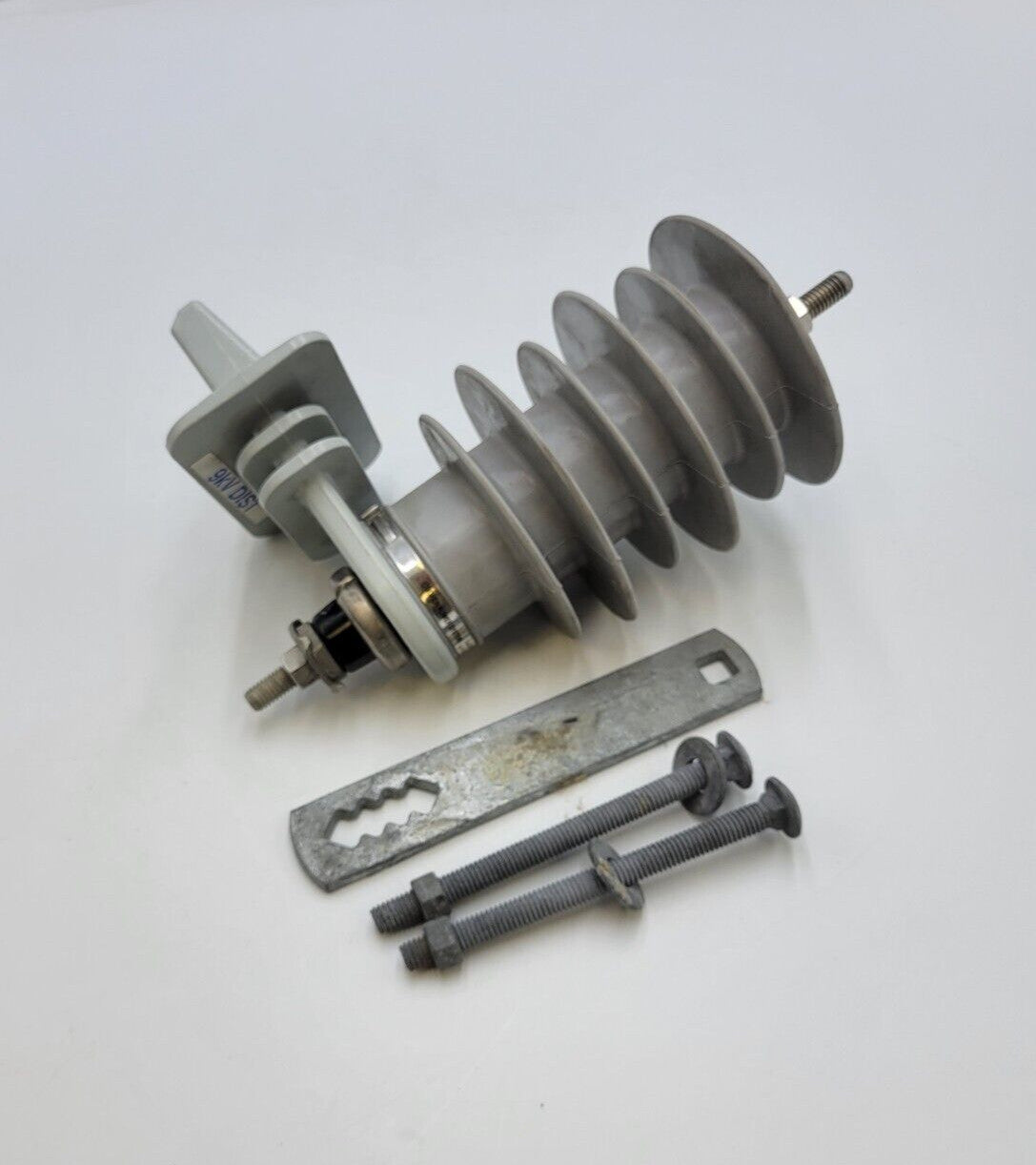 MCGraw-Edison AZLP50189 Vari-Gap Silicone Rubber House MOV Gapped Arrester 9kV