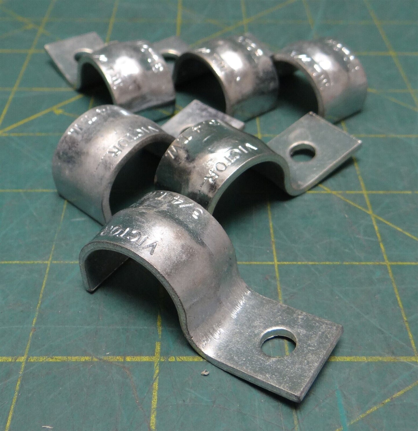 (Qty: 6) Victor Specialties 10714S 3/4" Heavy Steel Snap-On Conduit Clamp Rigid