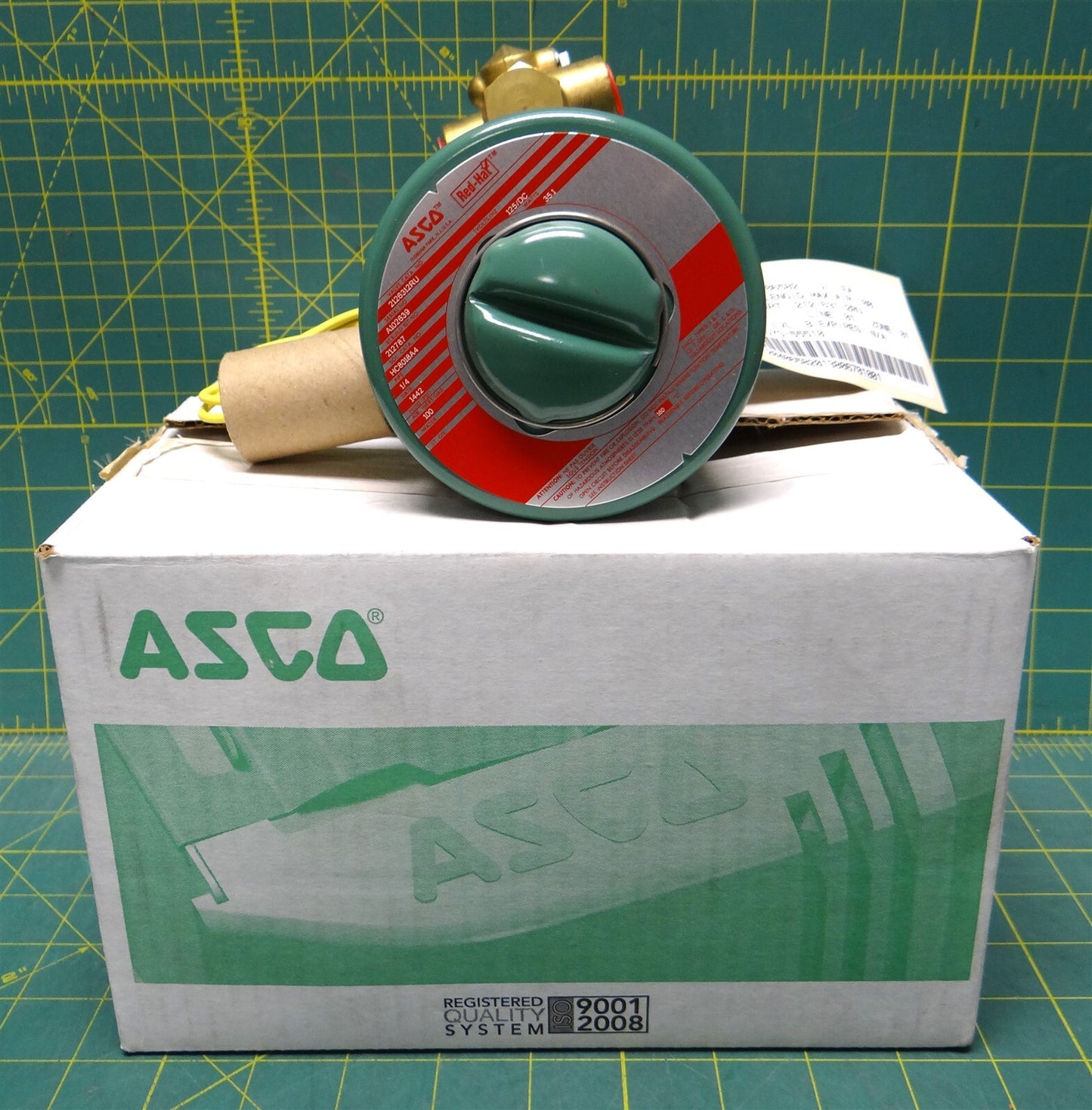 Asco Red Hat Solenoid Valve 2126312RU 100psi, 1/4" NPT Inlet, 125VDC, 35.1 Watts