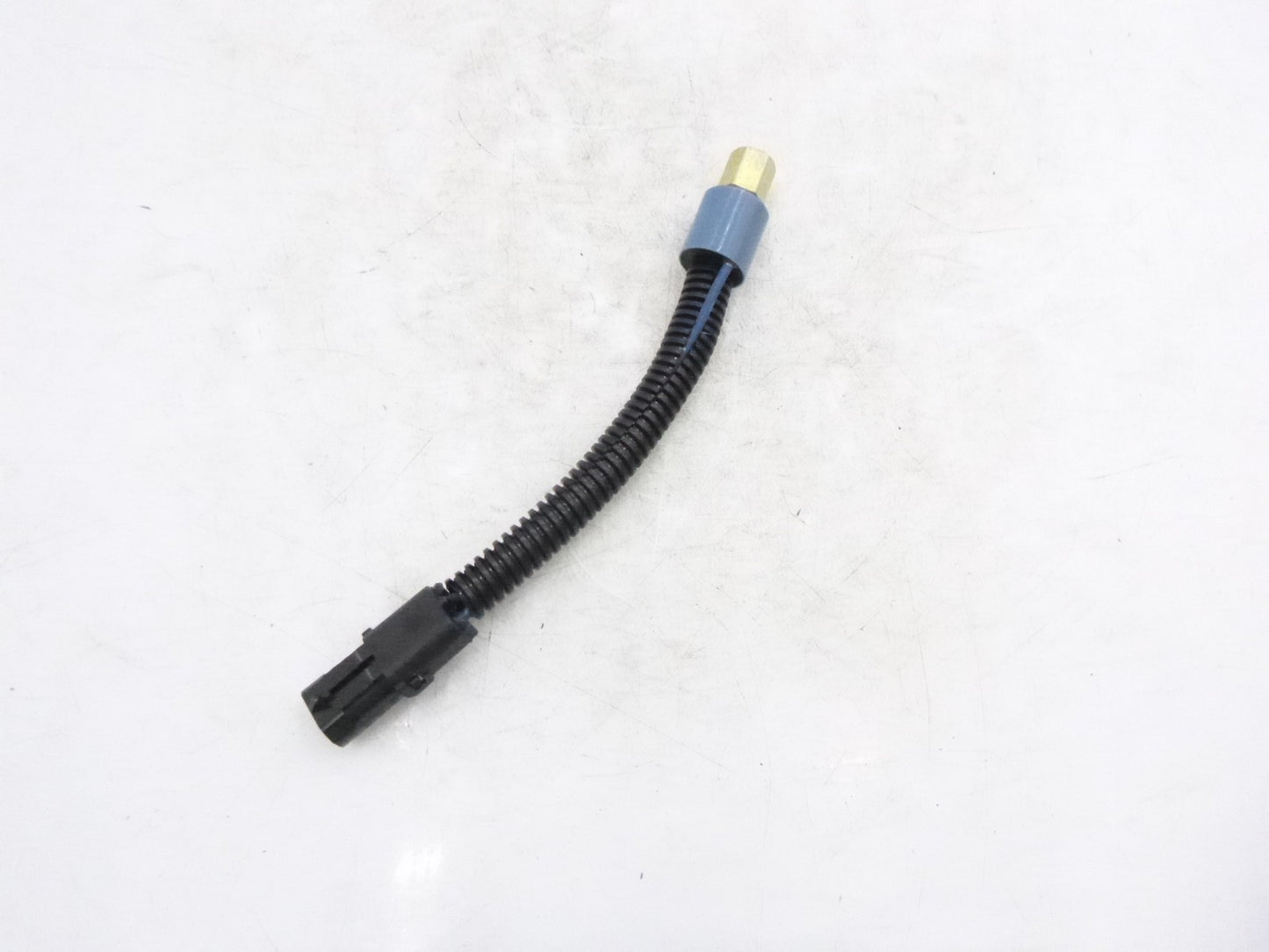 Genuine OEM CNH New Holland Pressure Switch for 1021G2 1121G2 1650M 2050M