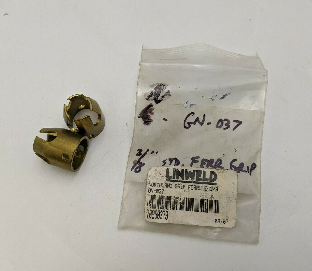 2PC Northland GN-037 Closed Ferrule Grip 3/8" 1" Long Small Foot Size Brass NOS