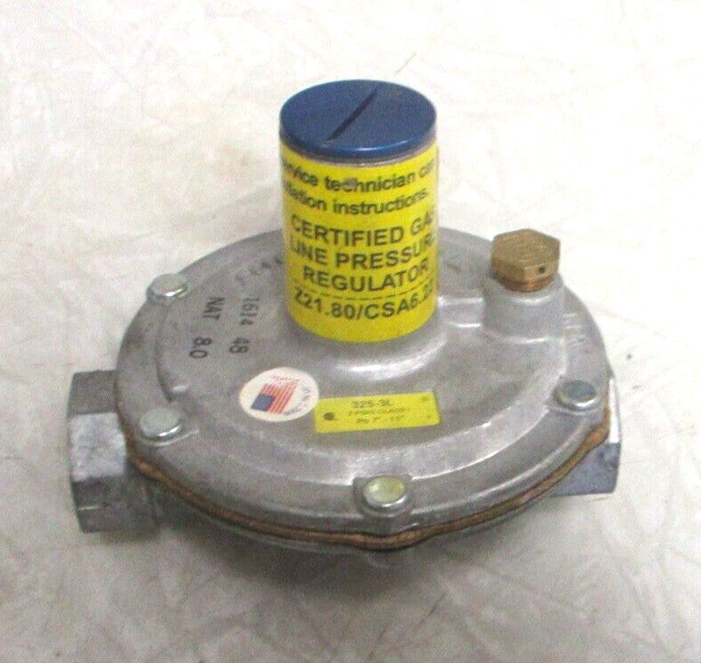 Maxitrol 325-3L 1/2" NPT Line Pressure Regulator Valve, 2-psi, Po 7"-11"