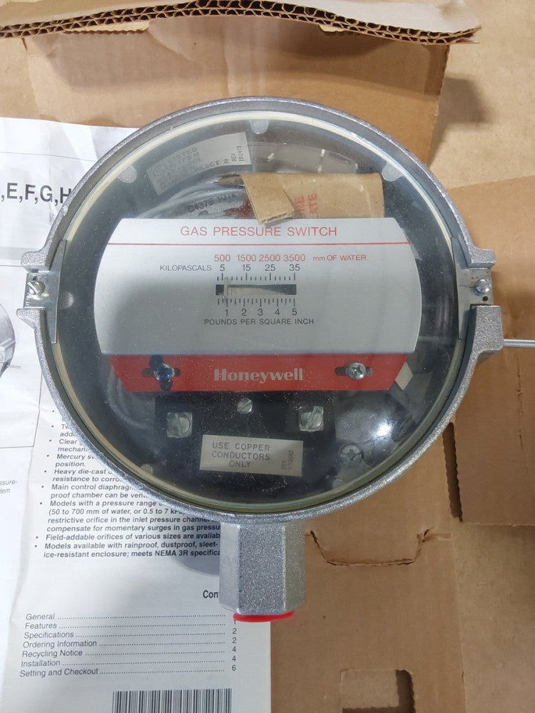 Honeywell Gas/Air Pressure Switch C437E....1012 RANGE 1/2 TO 5 PSIG