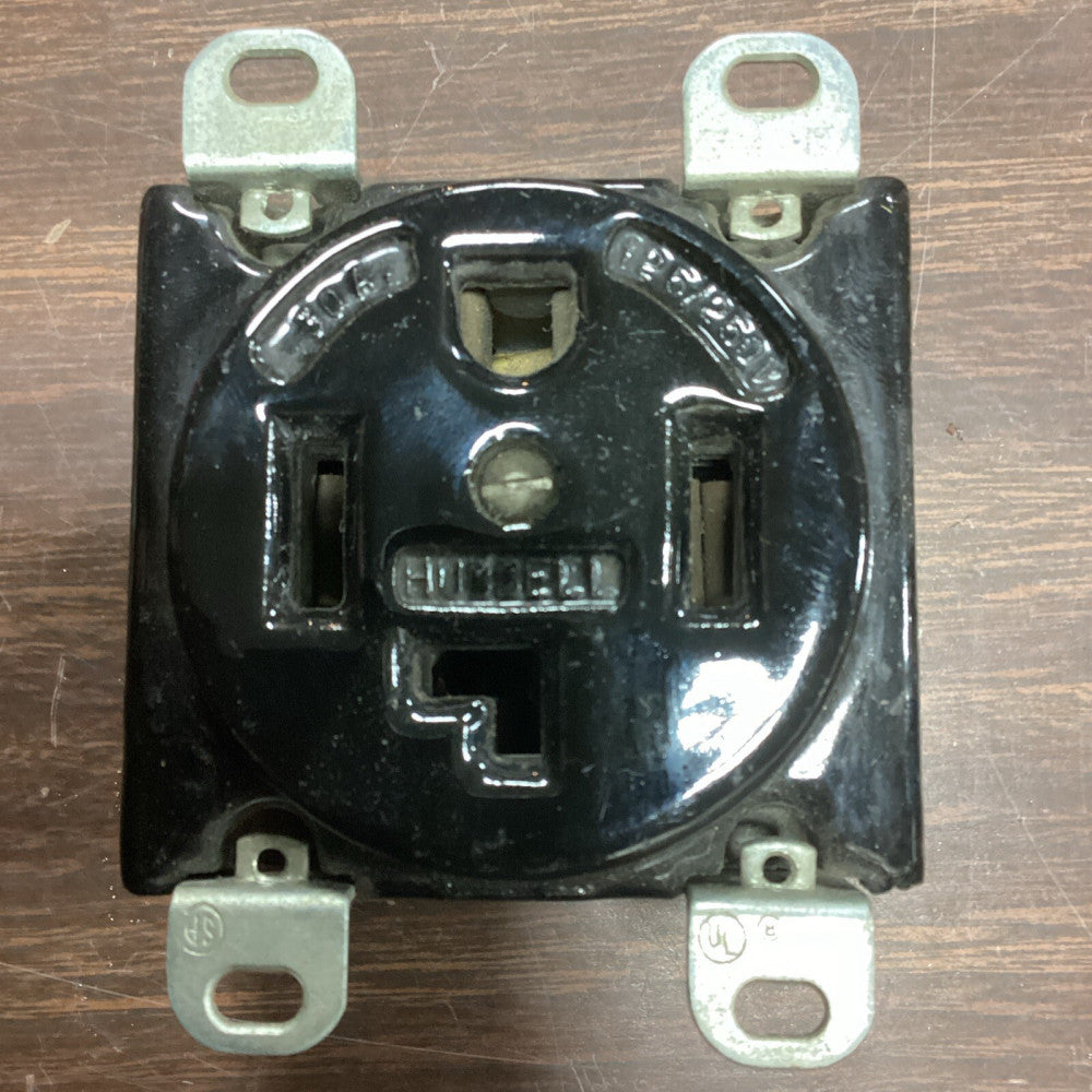 Hubbell Flush Ceramic Receptacle 30A 3-Phase 125/250V AC 3Pole 4-Wire F72