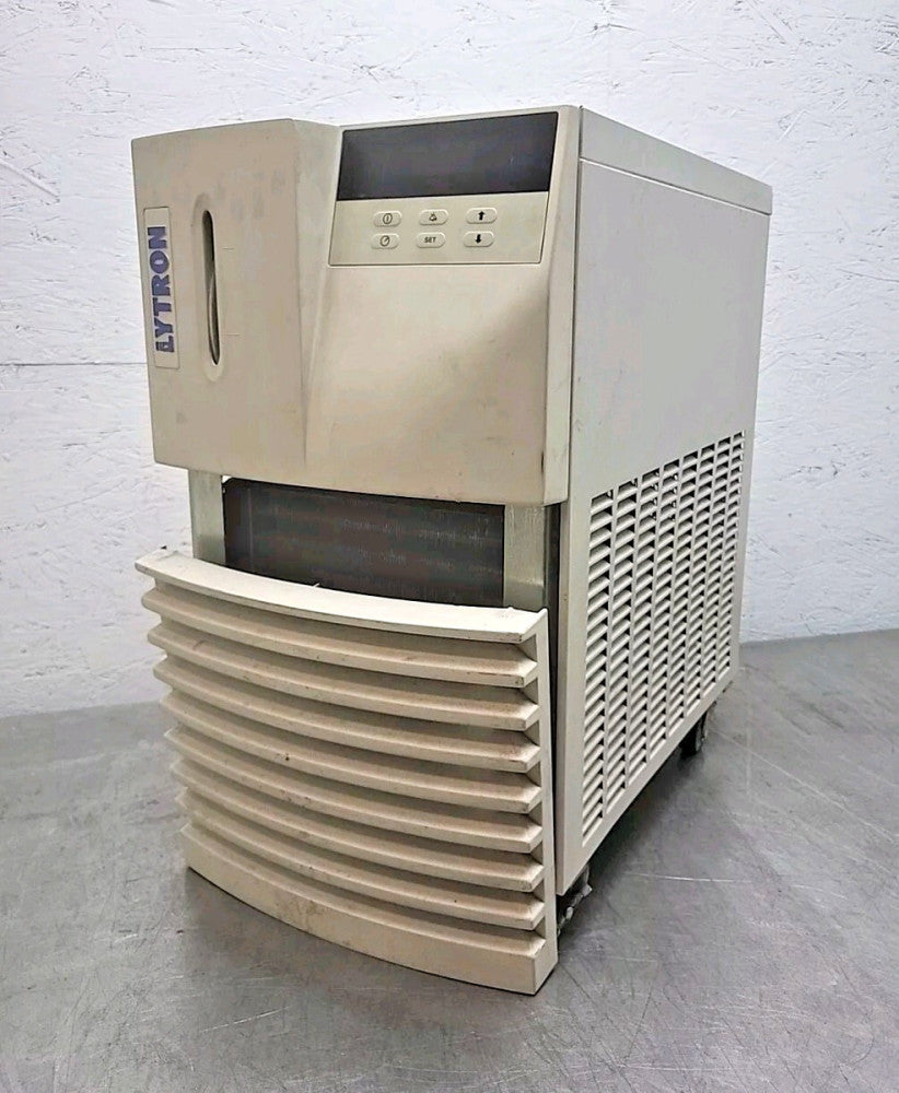 Lytron Kodiak RC011J03BC2M043 Recirculating Chiller 208/230V 60HZ 1.8 Gpm 7.8A