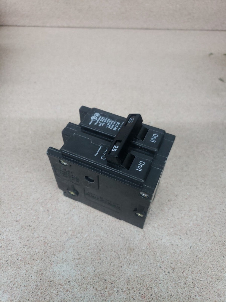 (1) NTO Eaton BR225 Standard Trip Circuit Breaker 25Amp 2 Pole Cutler Hammer NEW