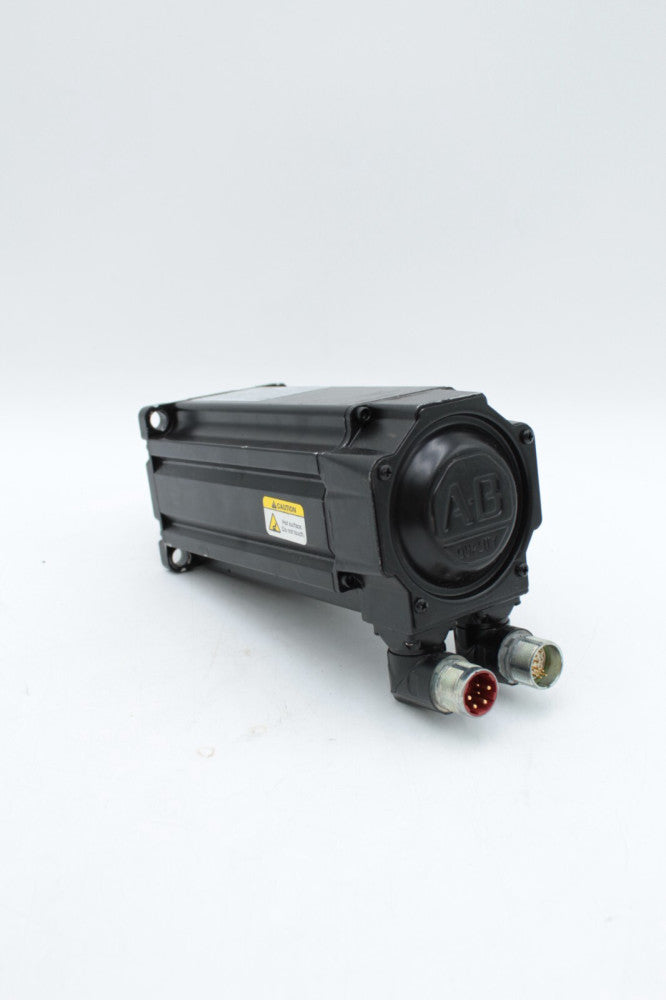 Allen-Bradley MPL-B430P-SJ74AA Low Inertia Kinetix Servo Motor