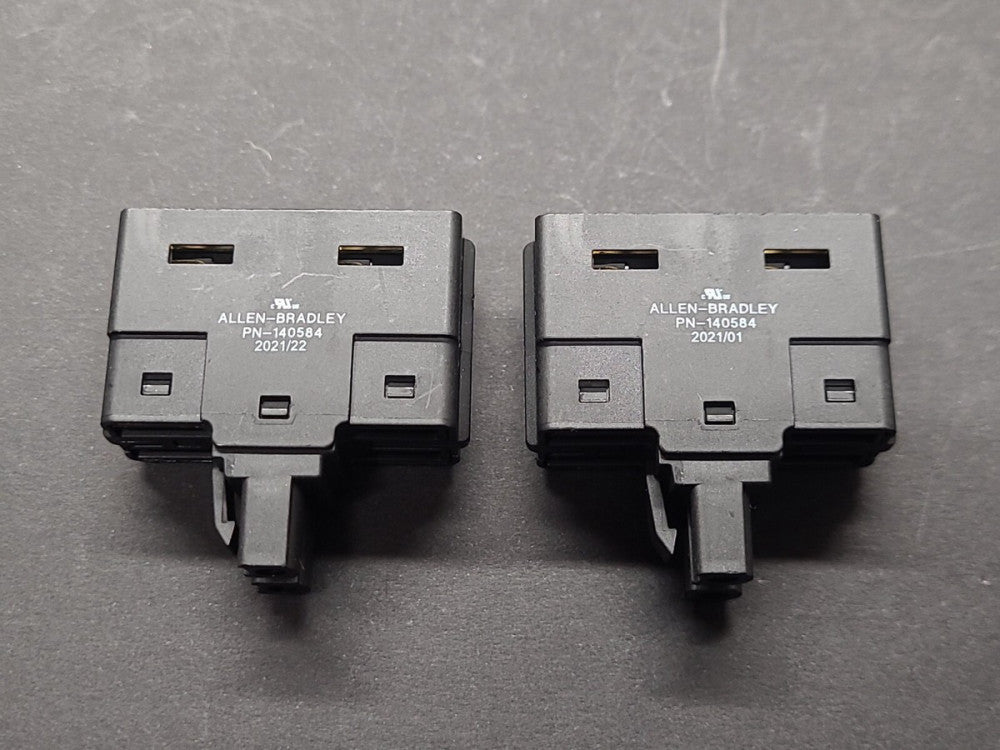 Lot of 2 New Allen Bradley PN-140581 Kinetix Servo Drive Bus T Connectors