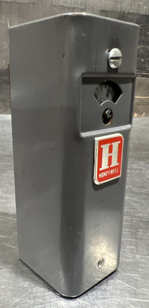 Honeywell L6006A11451 Aquastat Controller Nos Surplus: No Original Box