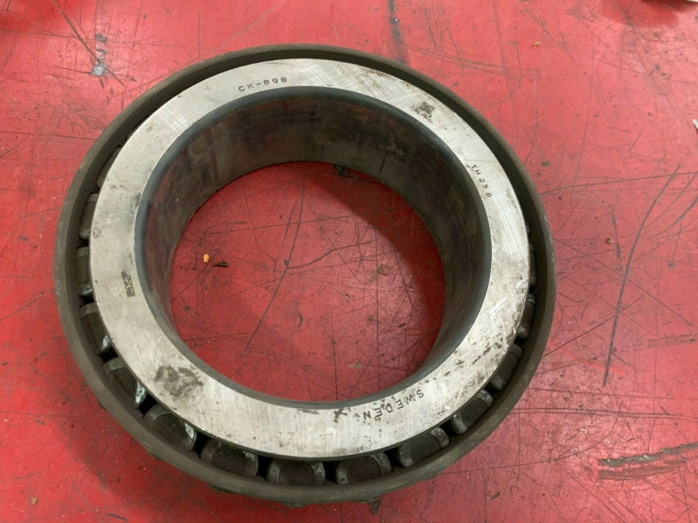 NEW NO BOX SKF TH25B ROLLER BEARING CK-898
