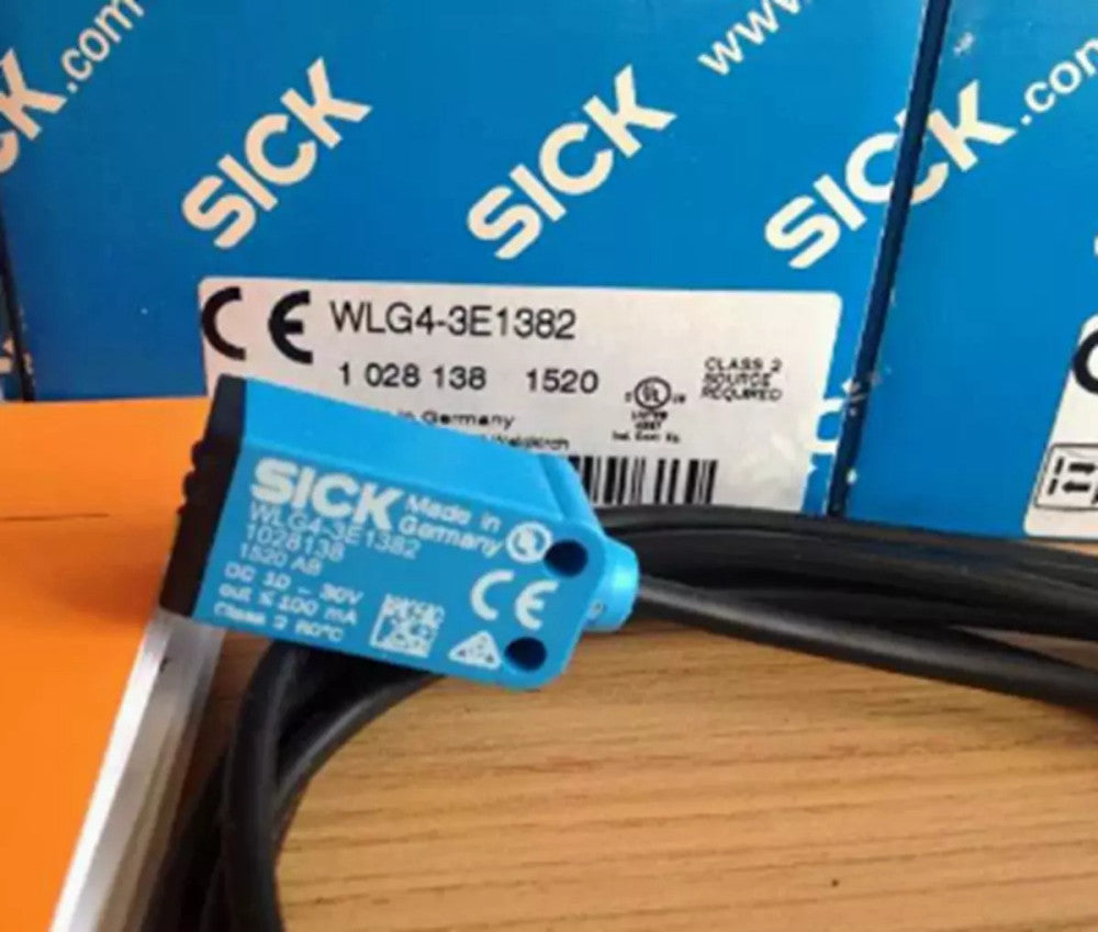 One Brand New SICK WLG4-3E1382 Photoelectric Switch