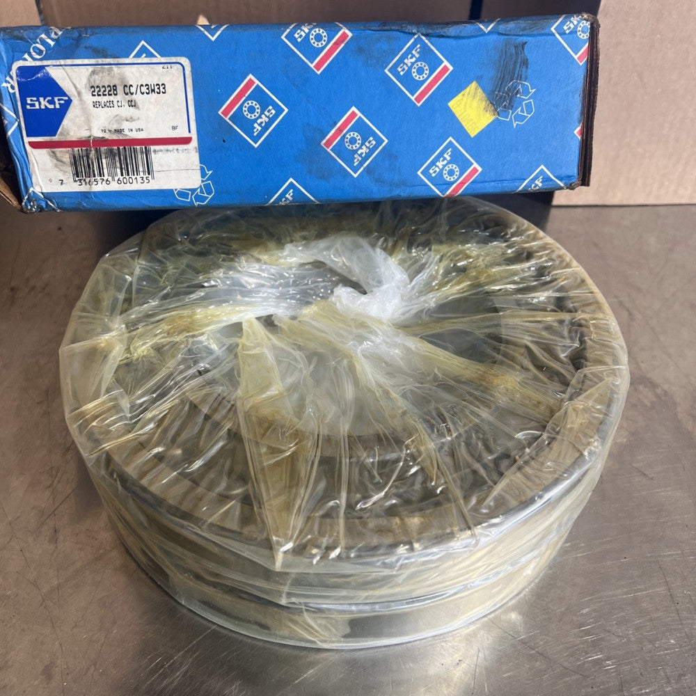 22228CCC3W33 SKF Spherical Roller Bearing Nos Surplus