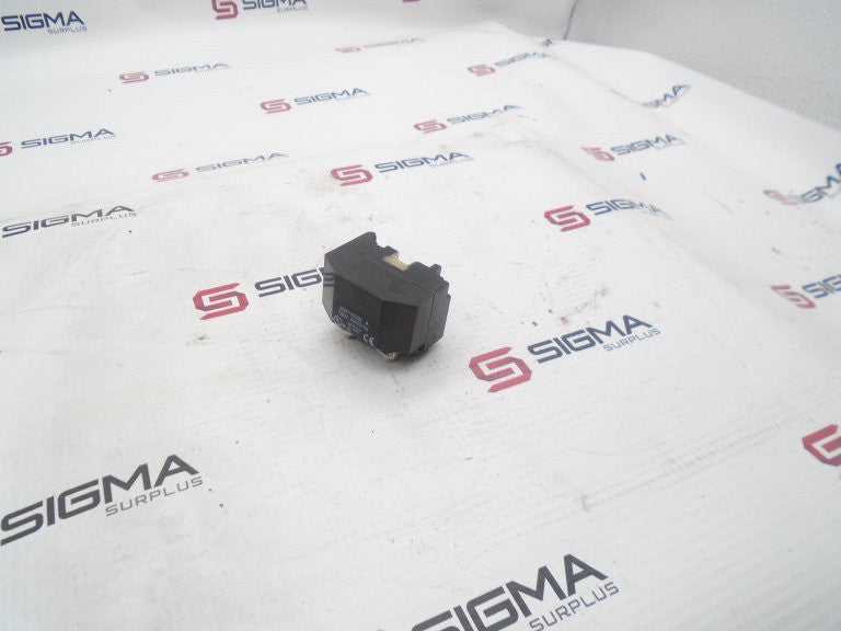 ALLEN BRADLEY 800T-N326 SERIES A PUSHBUTTON ACCESSORY USED