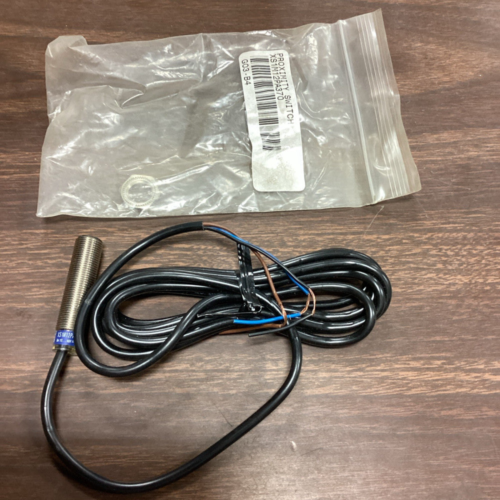 Telemechanique XS1M12PA370 Inductive Proximity Switch