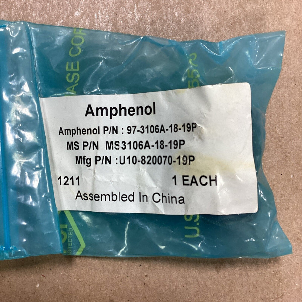 AMPHENOL 97-3106A-18-19P E39