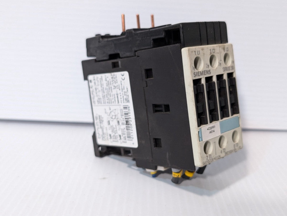 Siemens 3RT1024-1B..0 contactor, 3HP@230V, 7.5HP@460V, as pictured