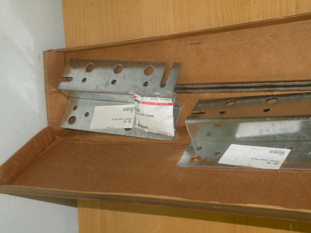 Wireless Solutions Trapeze Kit 12" Wide 2 Rungs