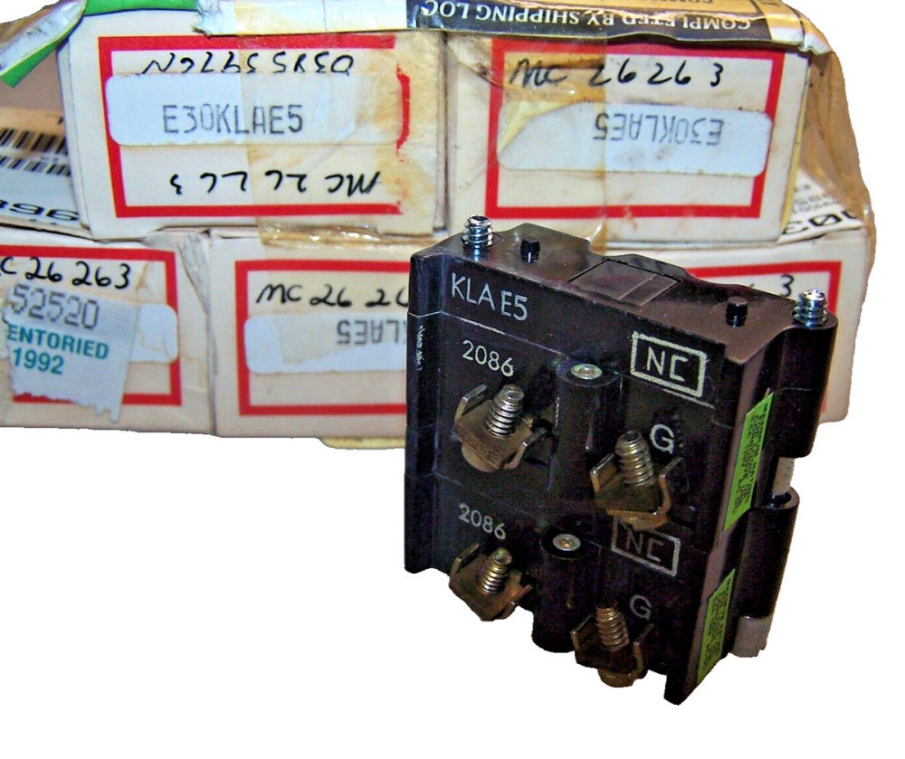 5) NEW CUTLER HAMMER 2 NC LOGIC LEVEL CONTACT BLOCK E30KLAE5  LOT OF 5