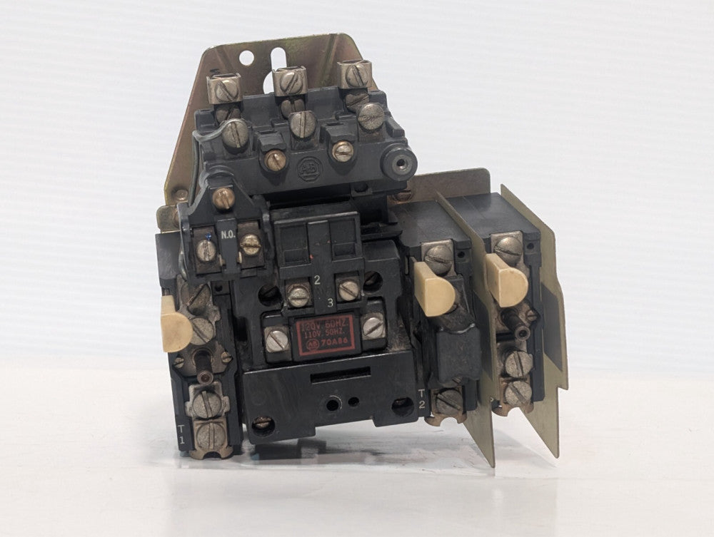Allen Bradley 709-A0D103 Contactor Starter, Ser. K, Size 0, 575V, 5HP, 120V Coil