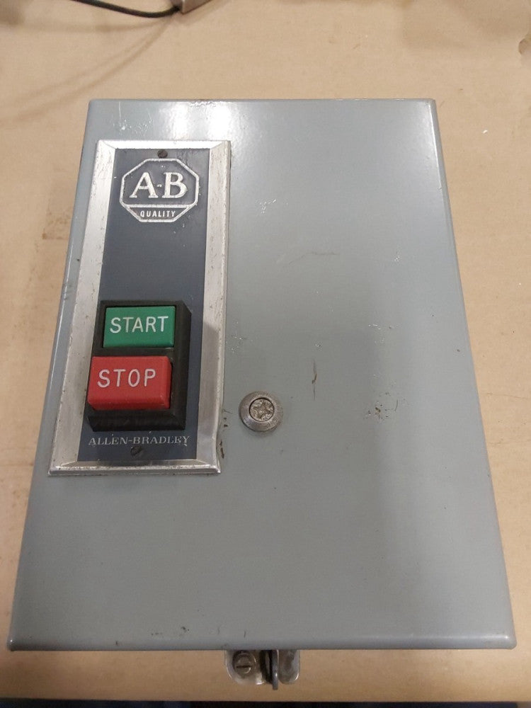 Allen Bradley Magnetic Motor Controller 509-B0B SER B NEMA SIZE 1
