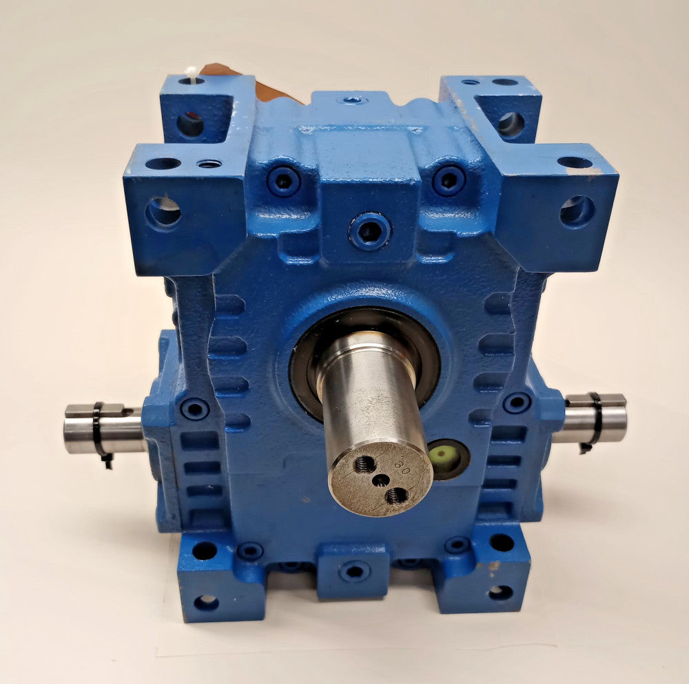 Sumitomo WHHTS-Y80L-Y1-30 Reducer Gear Box 2.2kW 1800/60rpm Ratio 30:1