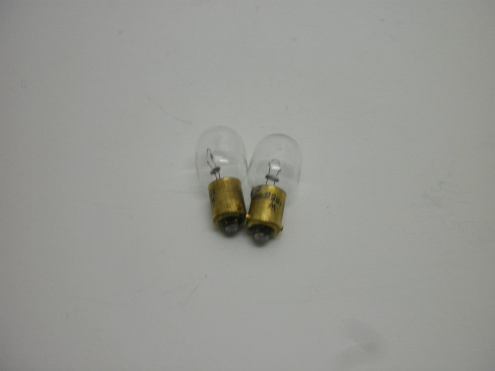 SYLVANIA 1855 MINIATURE LAMP BULB 6.3V .8A 5.04W T4 (Ba9s) C-2F SC (LOT OF 2)NNB