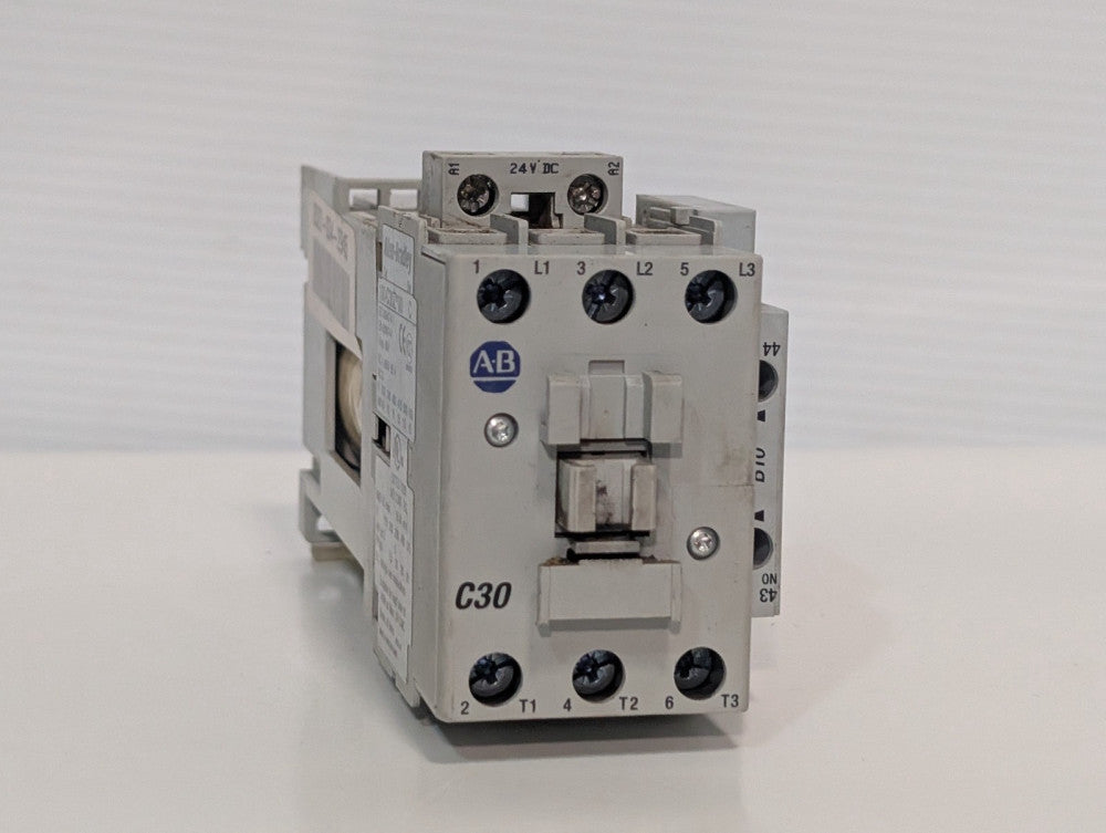 Allen Bradley 100-C30Z*00 Series C IEC Industrial Contactor 3 Pole 30A 600VAC
