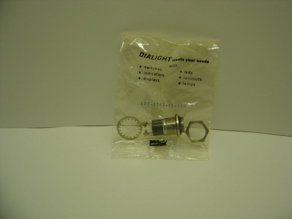 DIALIGHT/DIALCO 125-1363-11-113 LAMP HOLDER 125 SER OIL TIGHT PANEL MOUNT NIB