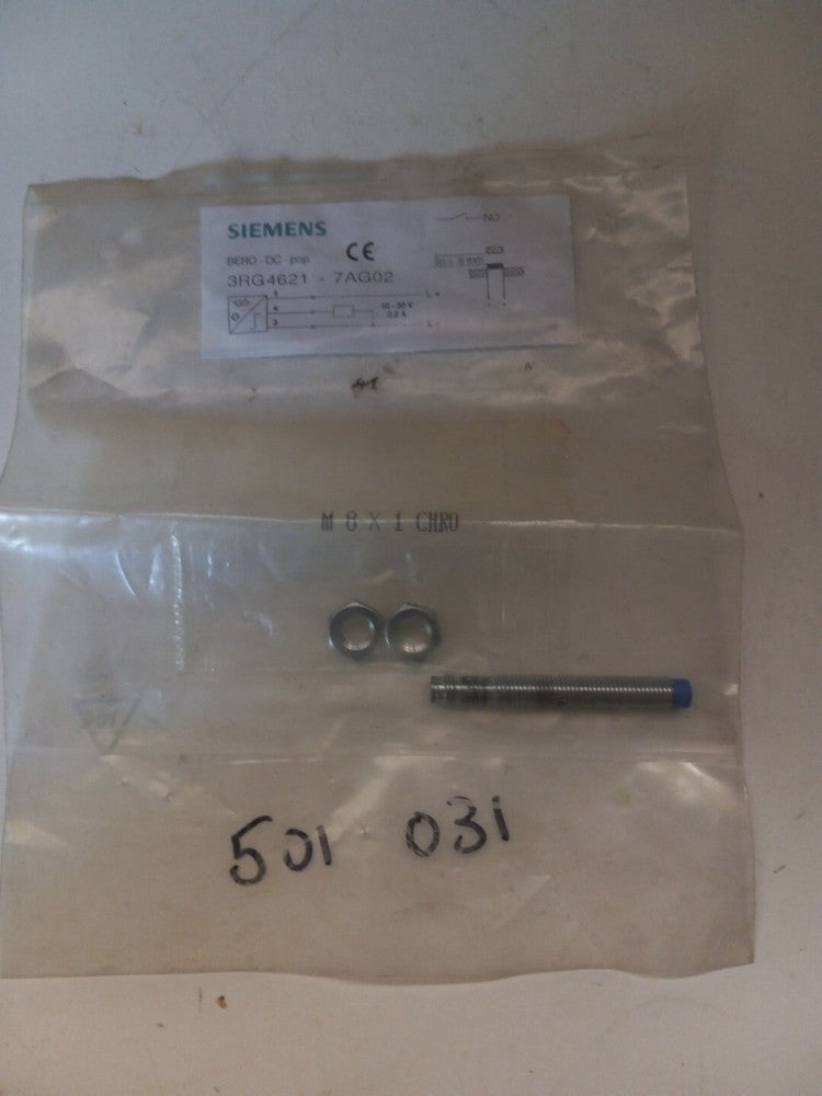SIEMENS 3RG4621-7AG02 6mm 10-30VDC 200mA M8 Näherungsschalter induktiv OVP