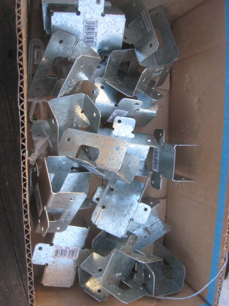 19 x Simpson Strong-Tie 3 in. H X 2.875 in. W 20 Ga. Steel Rigid Tie RTR W/NAILS