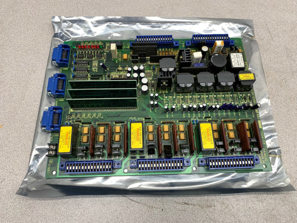 NEW NO BOX FANUC A16B-1100-0330 CIRCUIT BOARD A16B-1100-0330/04B