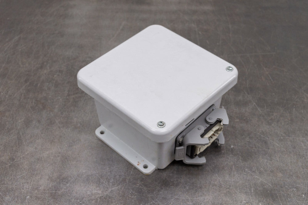 Wiegmann Hubbell HW-J60604CHSC 6x6x4 inch  Screw Cover Electric Enclosure Box