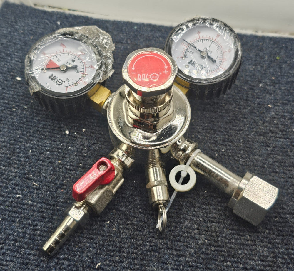 BAC EN 562: Weekend Brewer Double Gauge Regulator Commercial