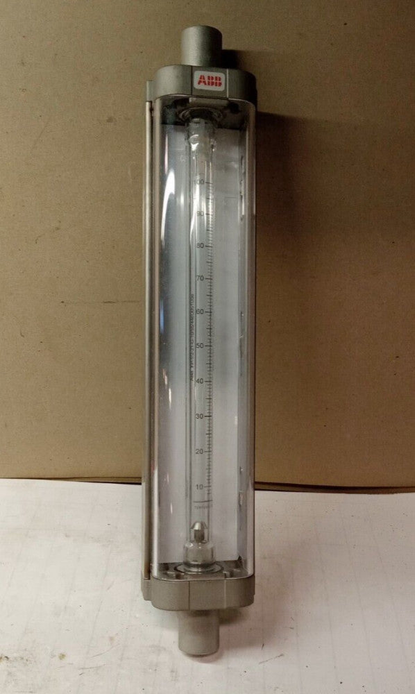 NEW ABB PERCENTAGE OF MAX FLOW METER 10-100% 300 PSIG 1/2" NPT 10A4557XXBHCHB
