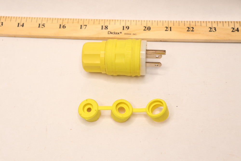 Leviton Wetguard Straight Blade Grounding Plug Yellow 15A 125V R61-14W47-YPB