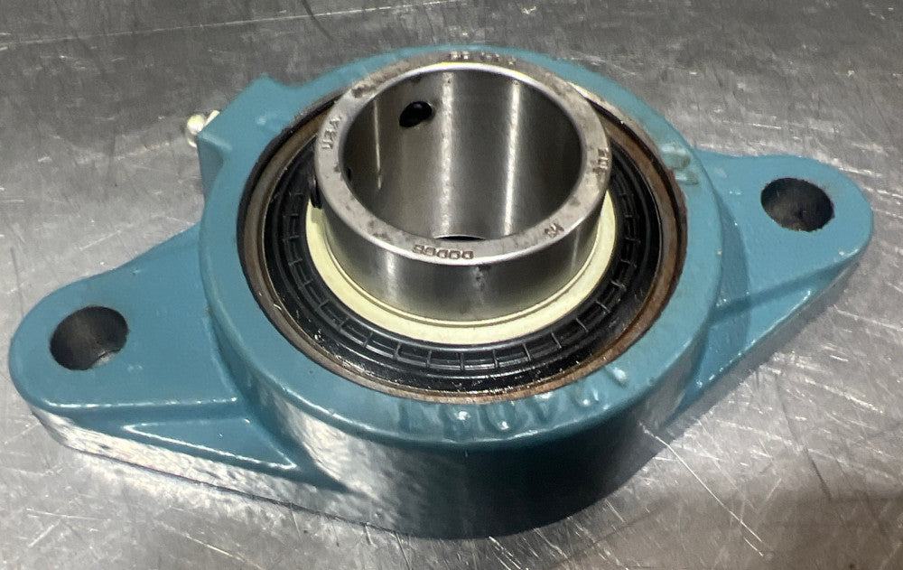 Dodge 124053 SC- 1-1/4.  206 2 Bolt Flange Mount Bearing Nos Surplus