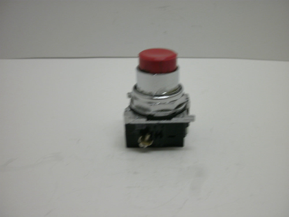 CUTLER-HAMMER 10250T-112-51 PUSHBUTTON EXTENDED HEAD RED MOMENTARY 1 NC