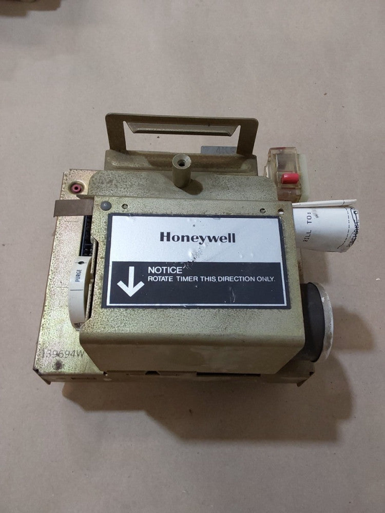 Honeywell R4140L1147 Flame Safety Programmer Burner Control R4140-L1147