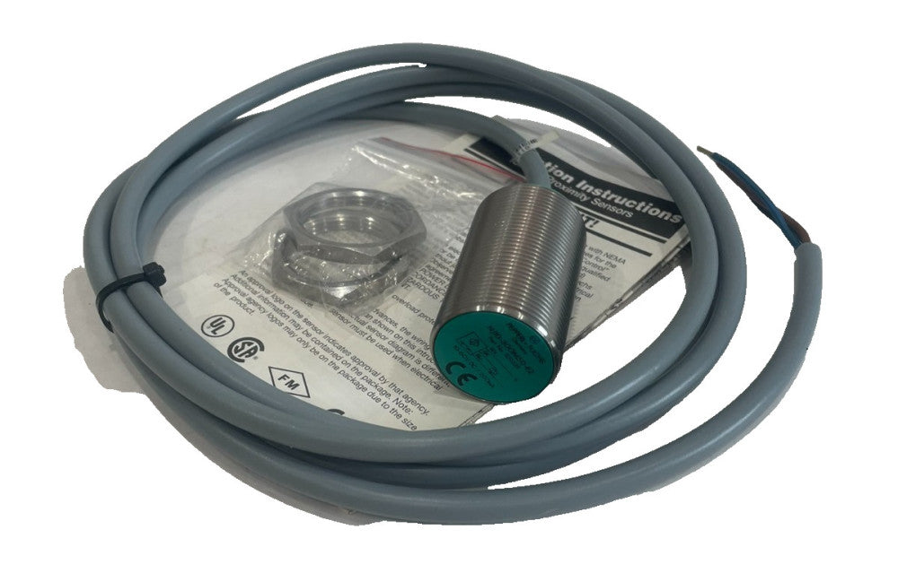 NEW PEPPERL + FUCHS NJ-10-30GM50-E2 INDUCTIVE SENSOR NJ1030GM50E2