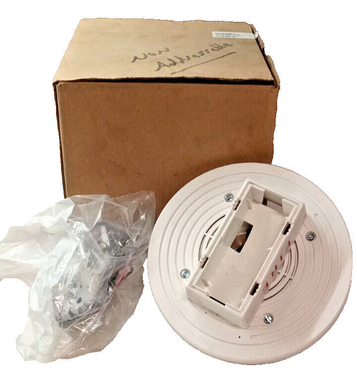 NEW SIMPLEX FIRE ALERT STROBE & SPEAKER CEILING MOUNT WHITE 0743260 4906-9154