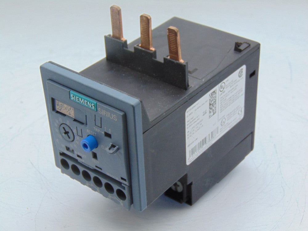 SIEMENS 3RB3036-1UB0 RELAY