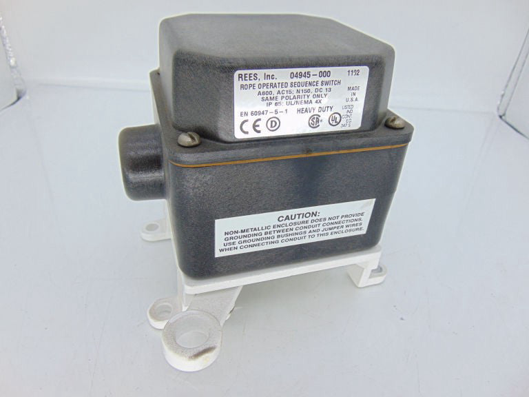 REES 04945-000 SWITCH